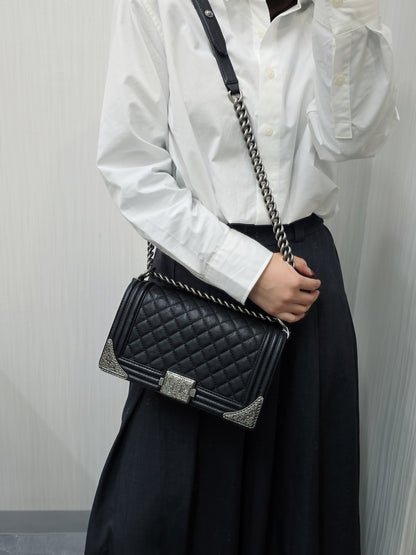 CHANEL Shoulder Bag (Pre-owned)