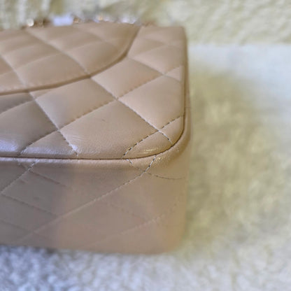 CHANEL Matelassé Grand Matelassé Shoulder Handbag [Pre-Owned]