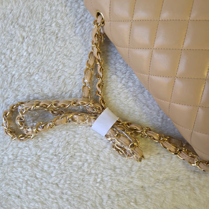 CHANEL Matelassé Grand Matelassé Shoulder Handbag [Pre-Owned]