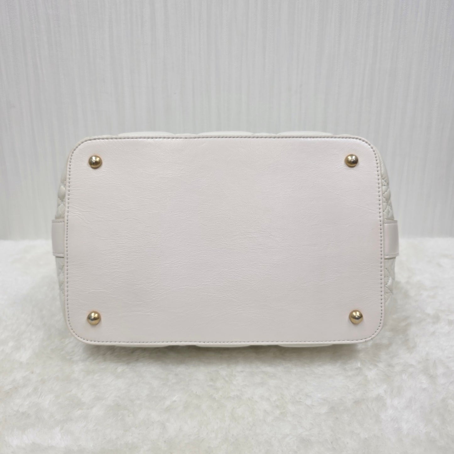 CHANEL Handbag Quilted 2-Way White [Pre-Owned]