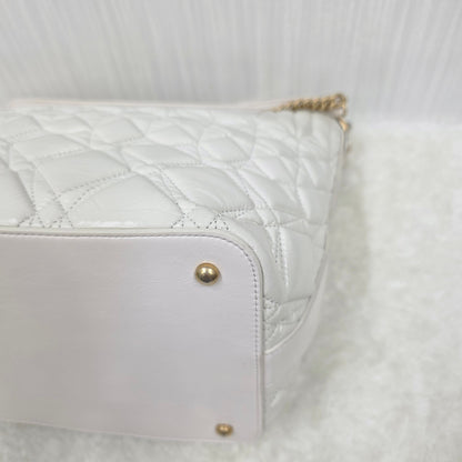 CHANEL Handbag Quilted 2-Way White [Pre-Owned]