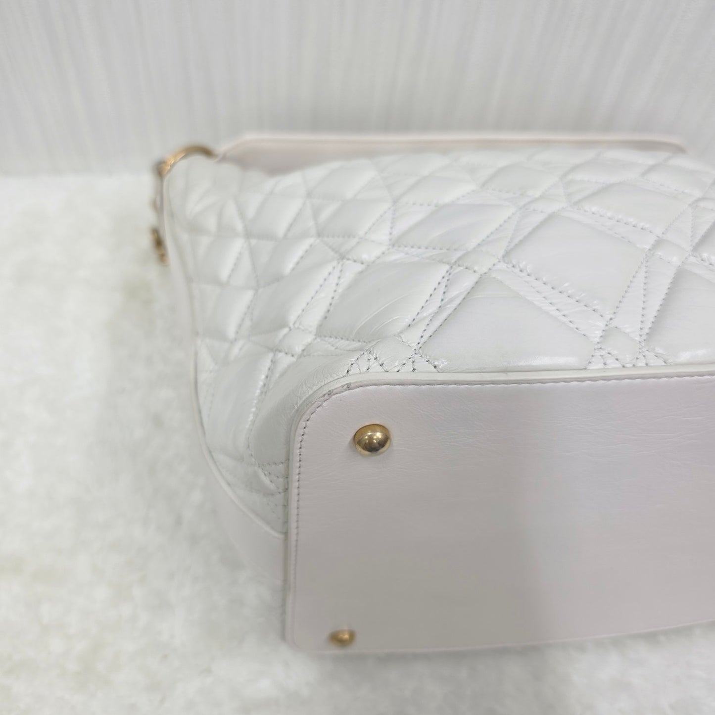 CHANEL Handbag Quilted 2-Way White [Pre-Owned]