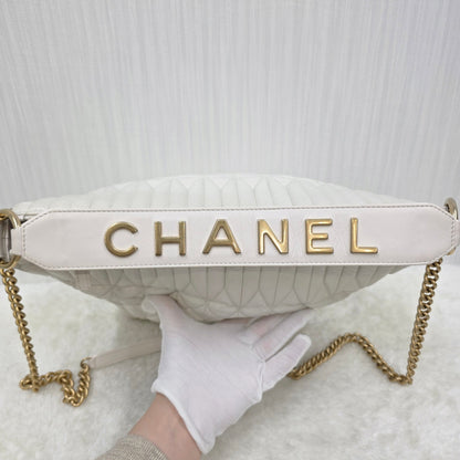 CHANEL Handbag Quilted 2-Way White [Pre-Owned]