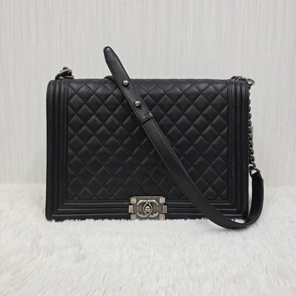 CHANEL Boy Chanel Chain Shoulder Bag [Pre-Owned]