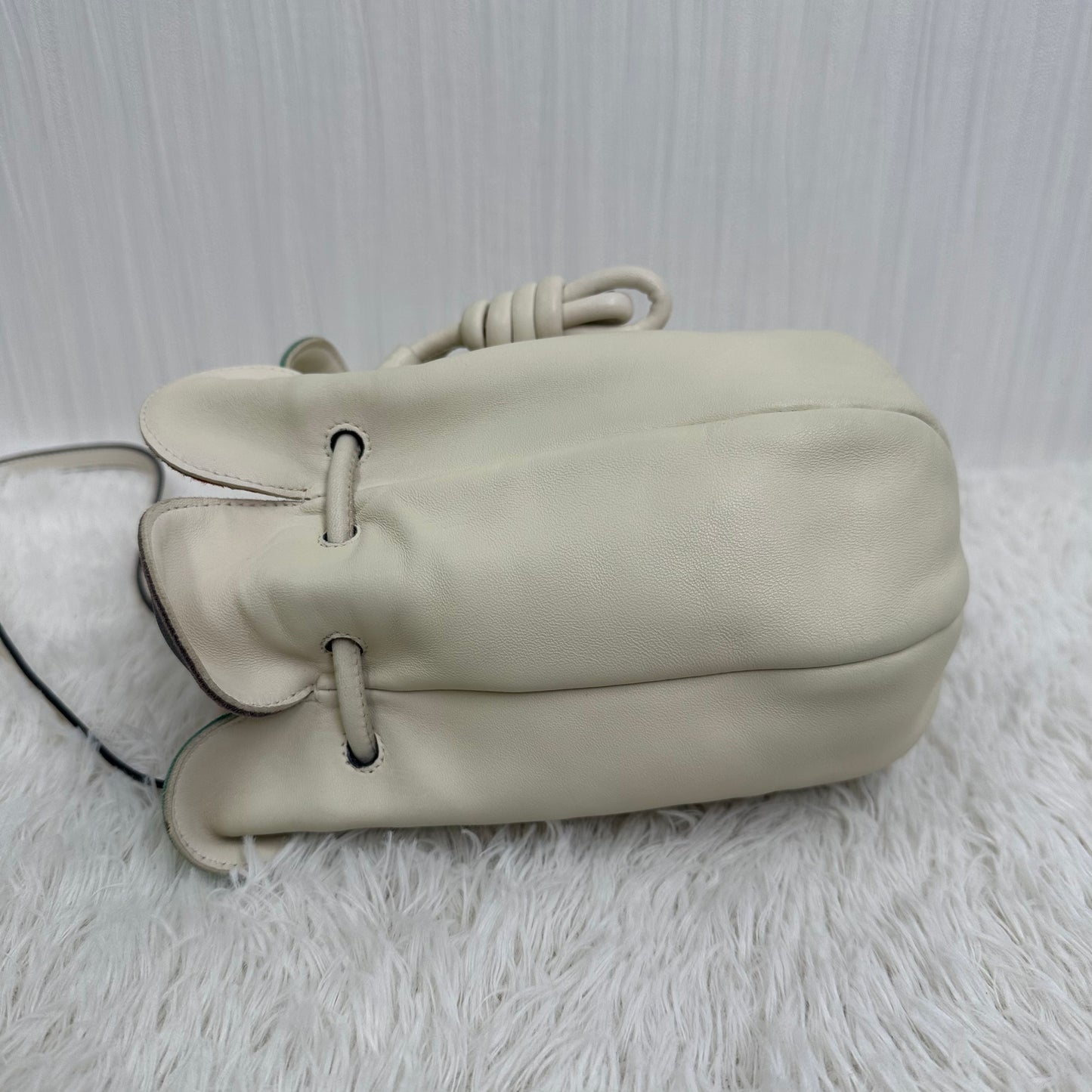 LOEWE Leather Shoulder Handbag [Pre-Owned]