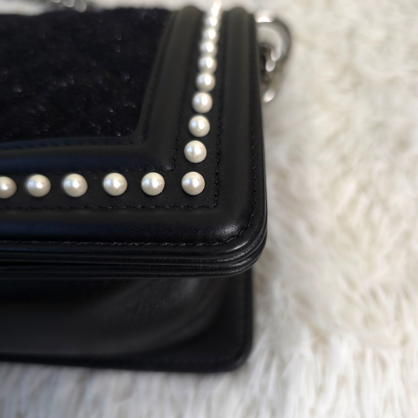 CHANEL Boy Chanel Tweed Chain Shoulder Handbag in Black with Silver Hardware [Pre-Owned]