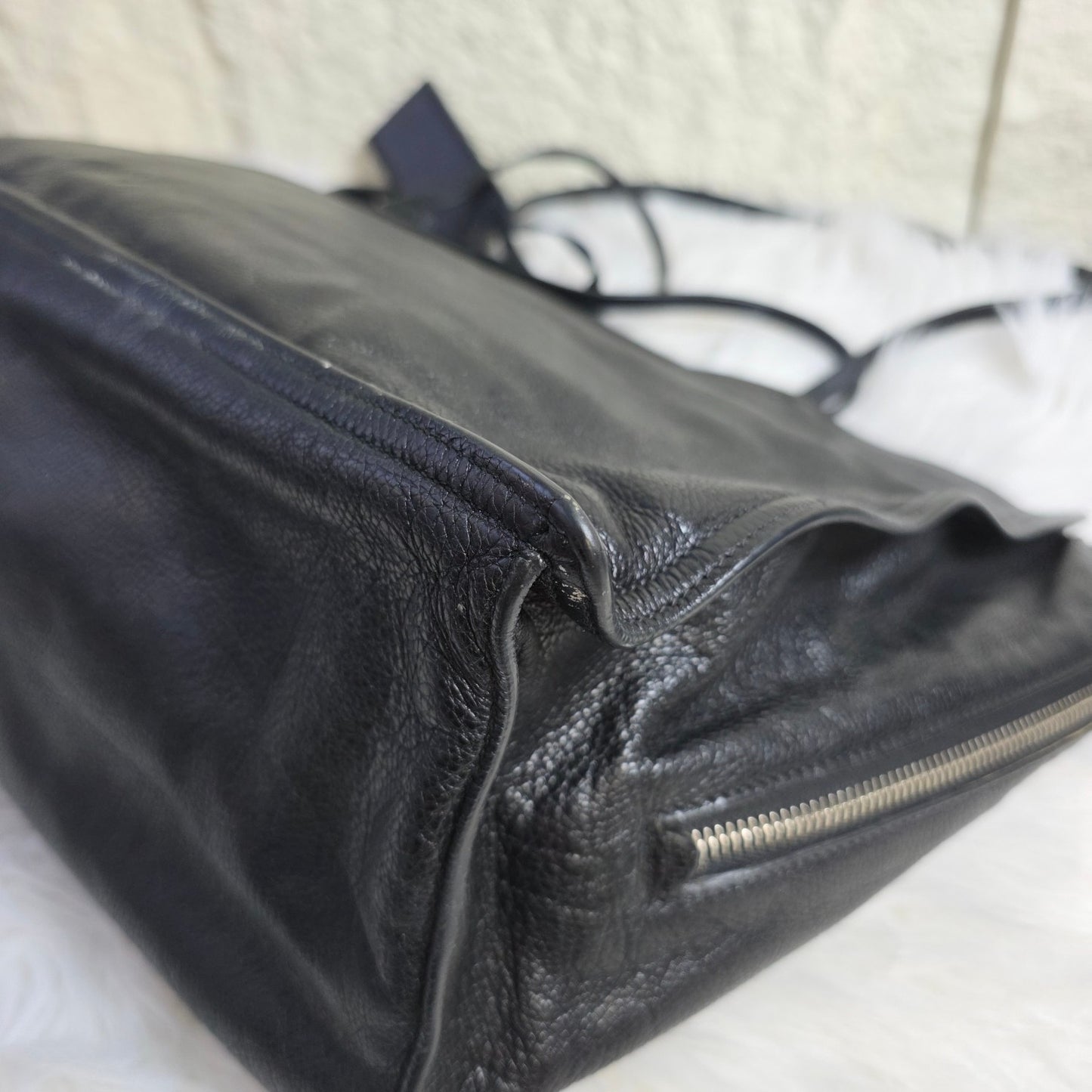 PRADA Etiquette Leather Tote Shoulder Handbag in Black [Pre-Owned]