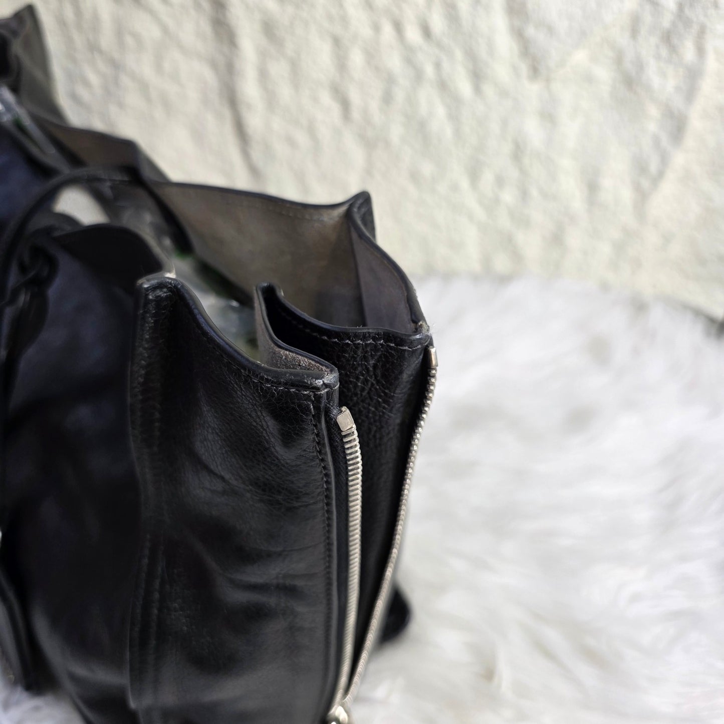 PRADA Etiquette Leather Tote Shoulder Handbag in Black [Pre-Owned]