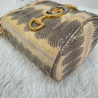 GUCCI Zumi Leather Shoulder Handbag in Cream and Grey [Pre-Owned]