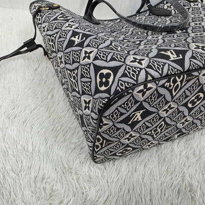 LOUIS VUITTON Neverfull MM Monogram Jacquard Tote Bag in Grey (M57230) [Pre-Owned]