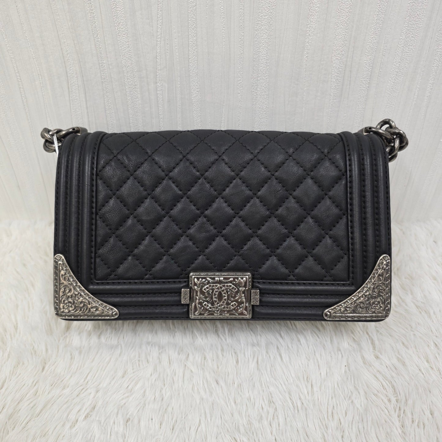 CHANEL Boy Chanel Chain Shoulder Bag Leather Black Silver Hardware [Pre-Owned]