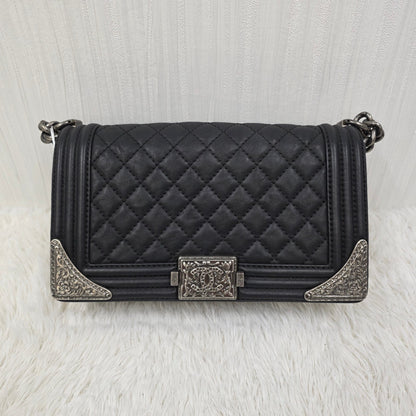 CHANEL Boy Chanel Chain Shoulder Bag Leather Black Silver Hardware [Pre-Owned]