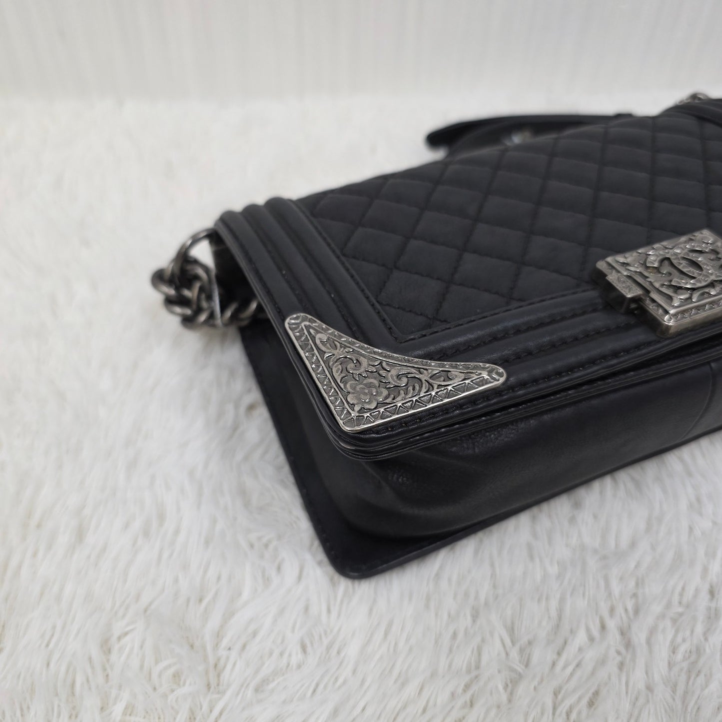 CHANEL Boy Chanel Chain Shoulder Bag Leather Black Silver Hardware [Pre-Owned]
