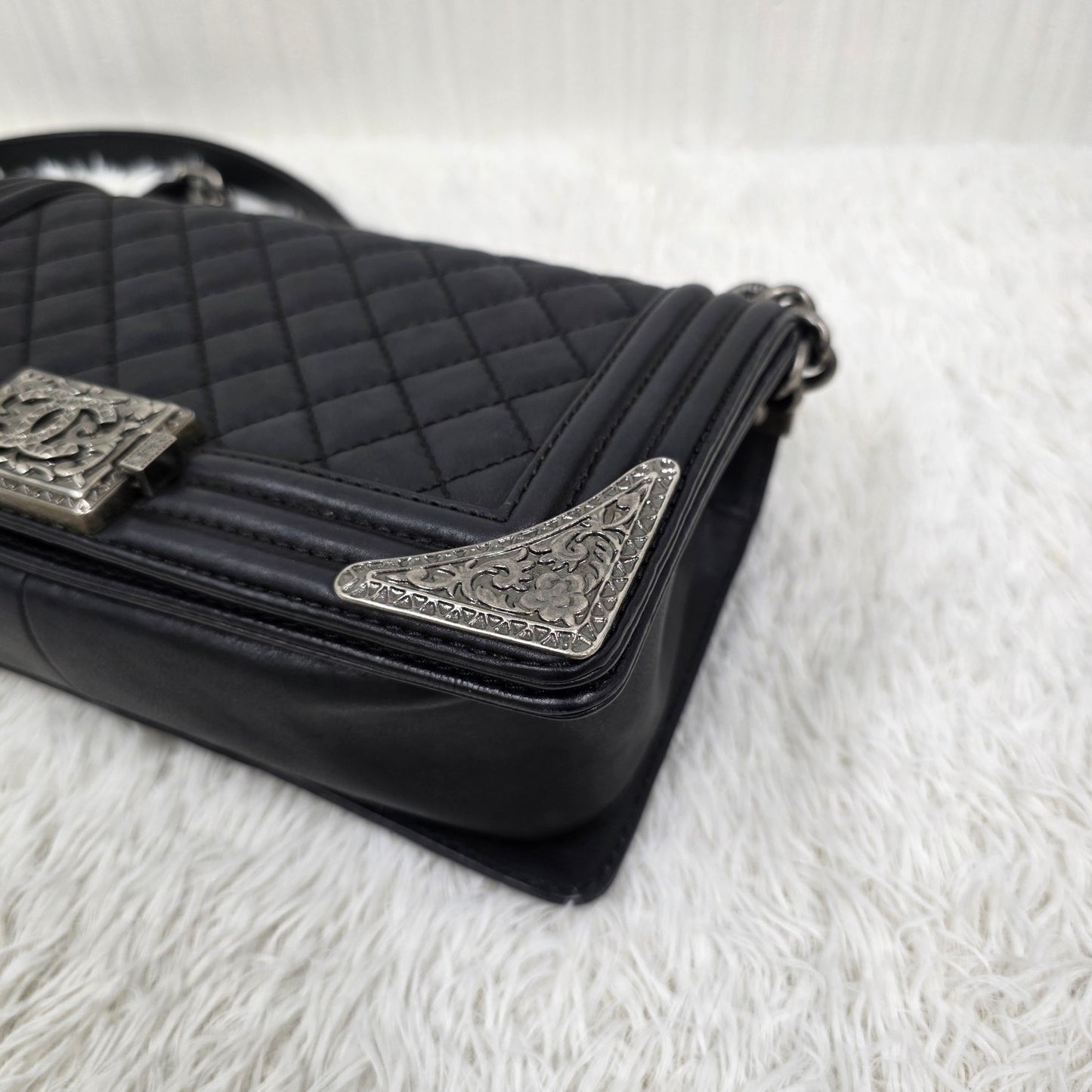 CHANEL Boy Chanel Chain Shoulder Bag Leather Black Silver Hardware [Pre-Owned]