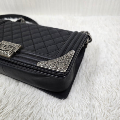 CHANEL Boy Chanel Chain Shoulder Bag Leather Black Silver Hardware [Pre-Owned]