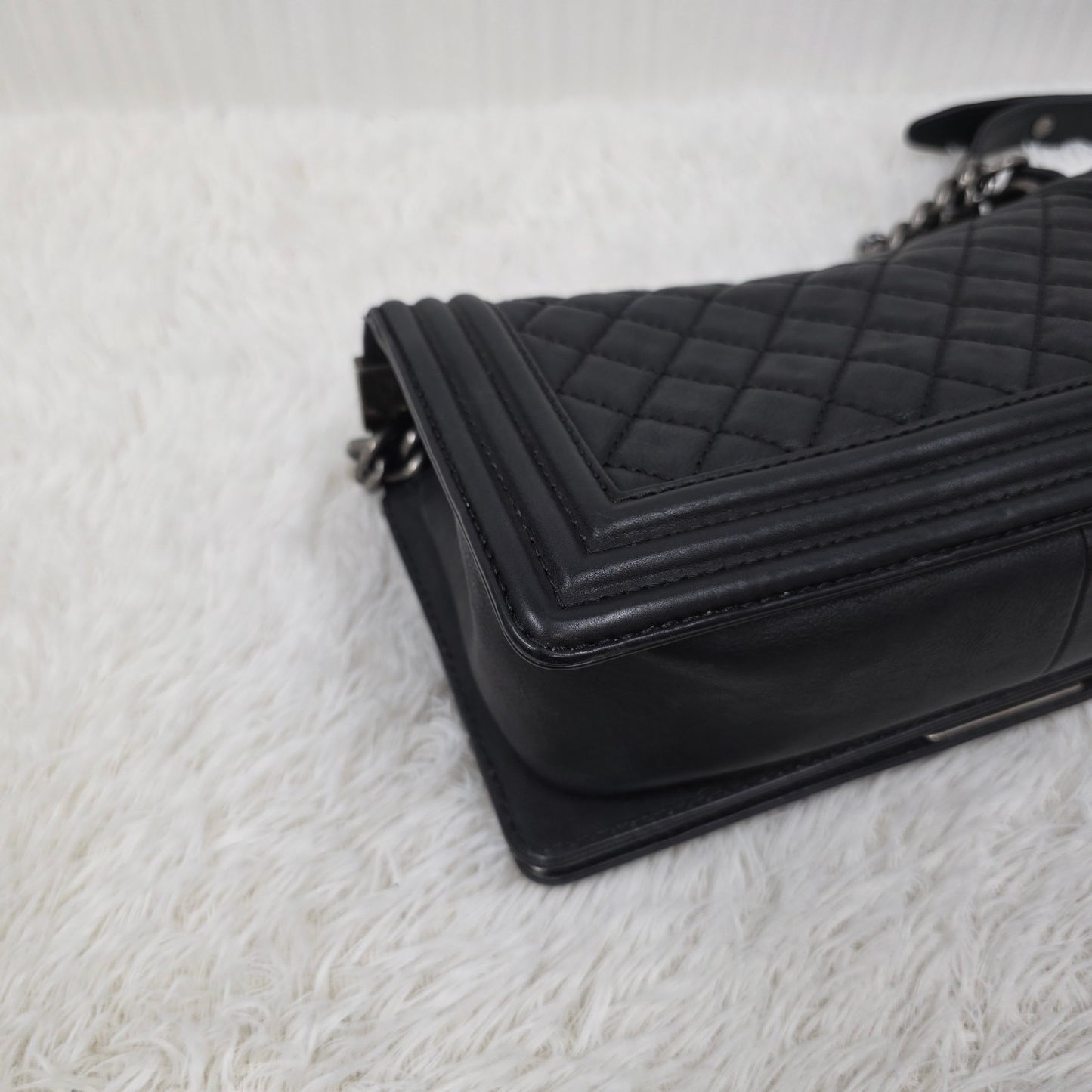 CHANEL Boy Chanel Chain Shoulder Bag Leather Black Silver Hardware [Pre-Owned]