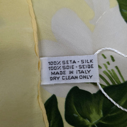CHANEL Silk Scarf (Pre-owned)
