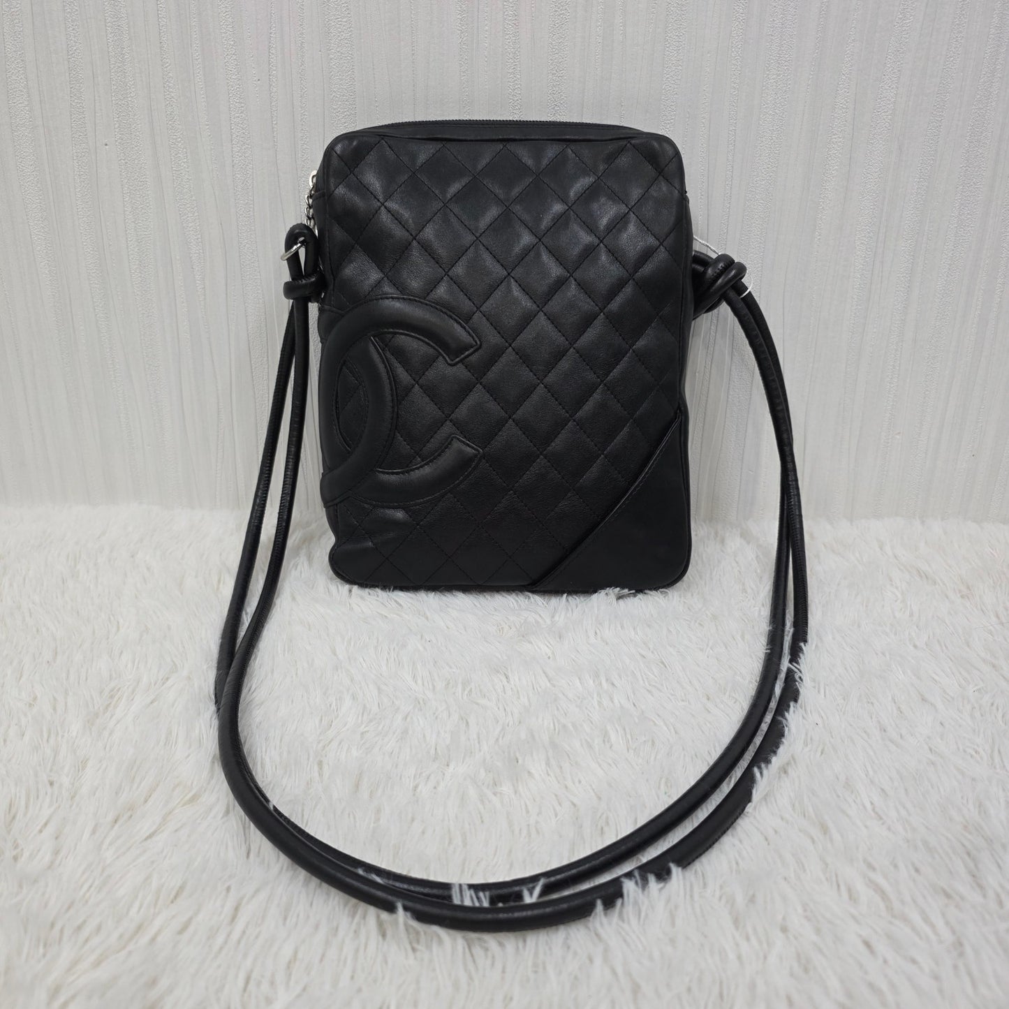 CHANEL So Black Crossbody Bag (Pre-owned)