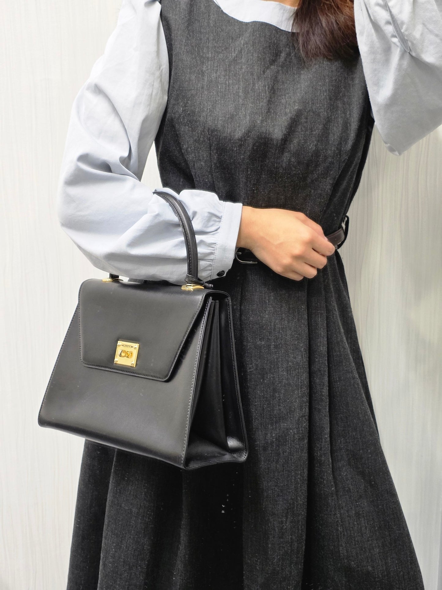 Bally Handbag (Pre-owned)