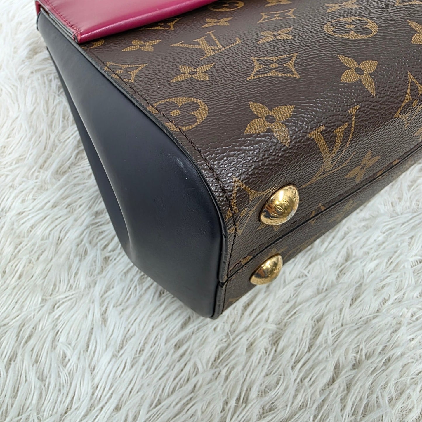 Louis Vuitton Monogram Cluny Bag (Pre-owned)