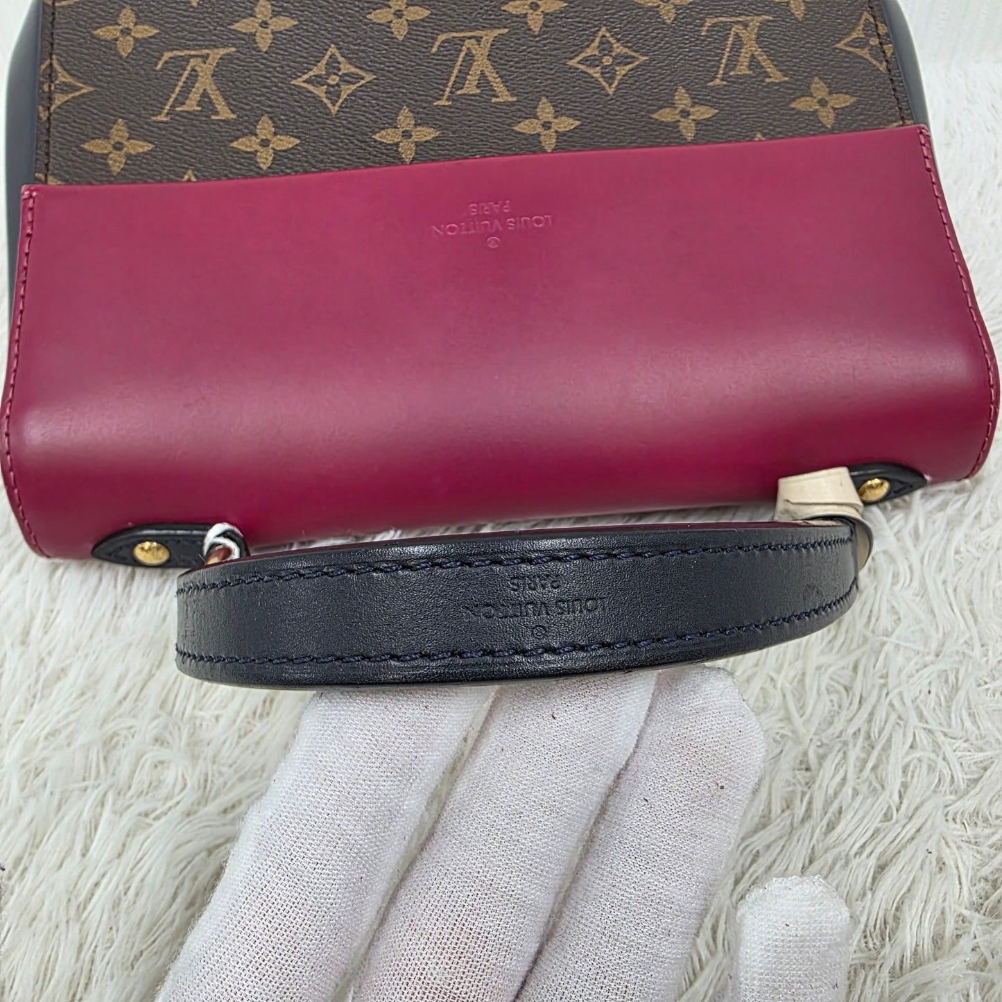 Louis Vuitton Monogram Cluny Bag (Pre-owned)
