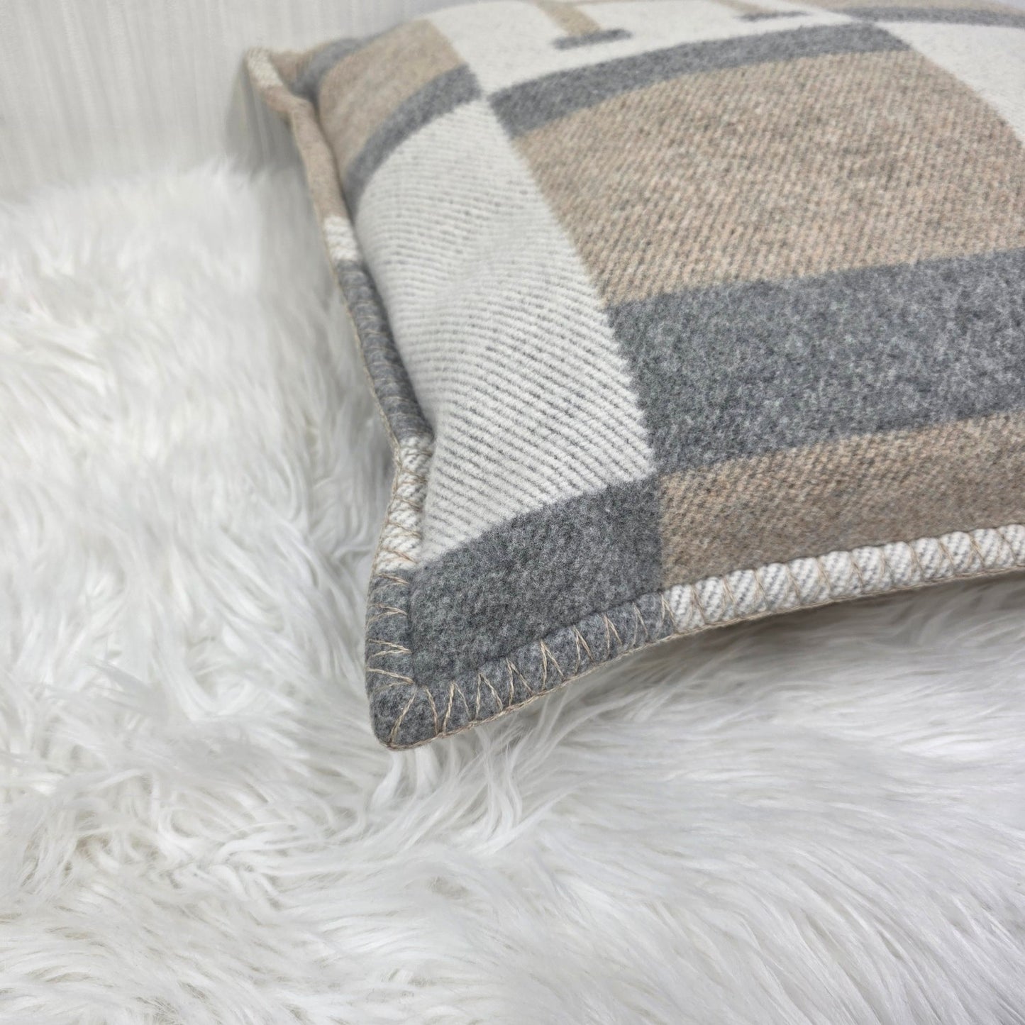 Hermes Cushion (Pre-owned)