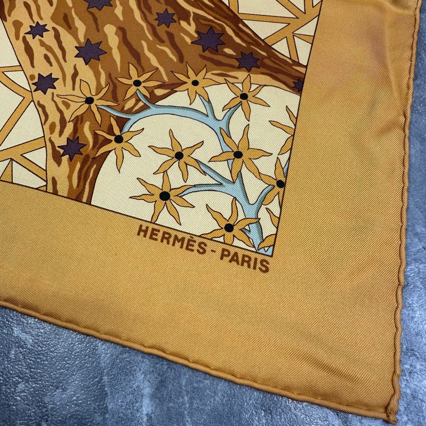Hermes [Axis Mundi] Scarf (Pre-owned)