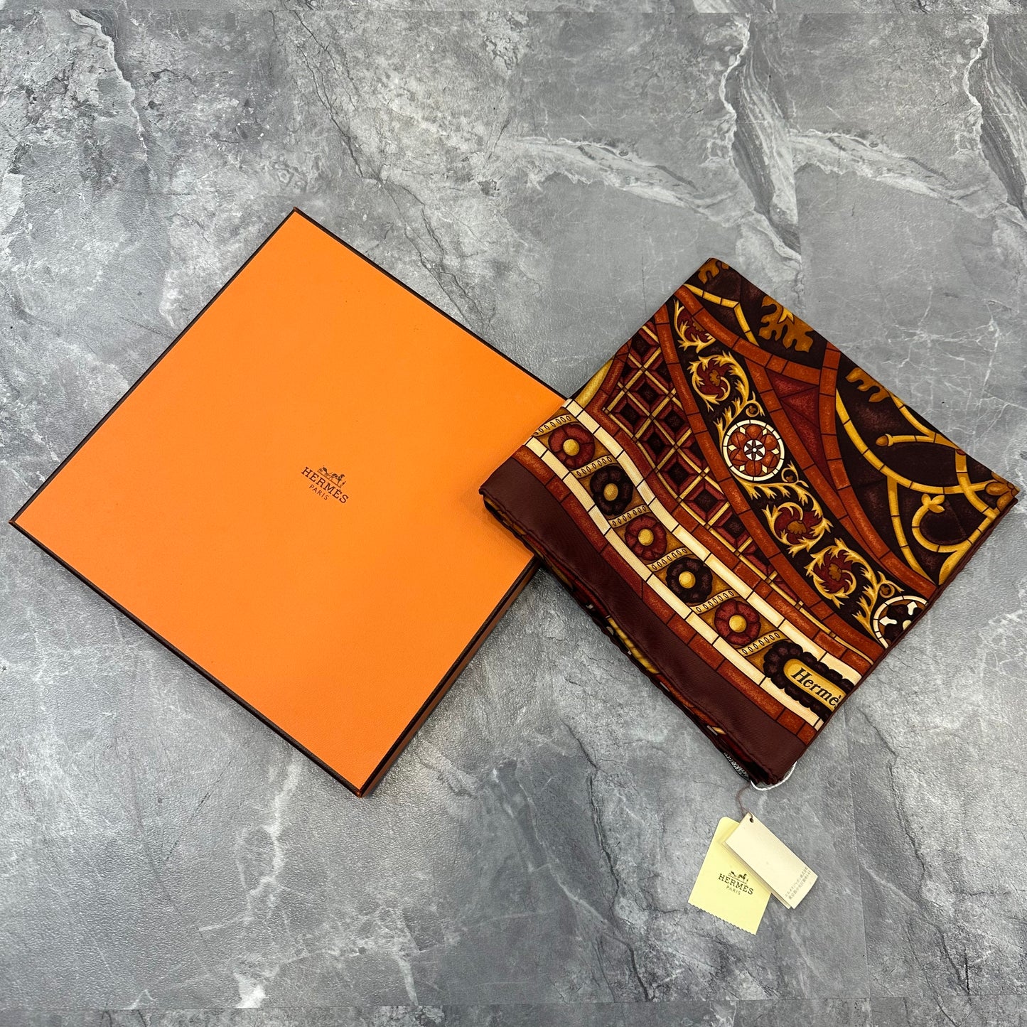 Hermes Scarf (Pre-owned)
