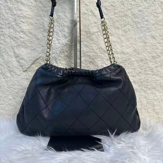 CHANEL Shoulder Bag (Pre-owned)