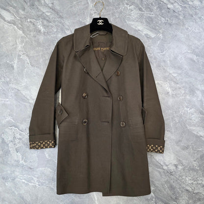 Louis Vuitton Double-breasted trench coat (Pre-owned)