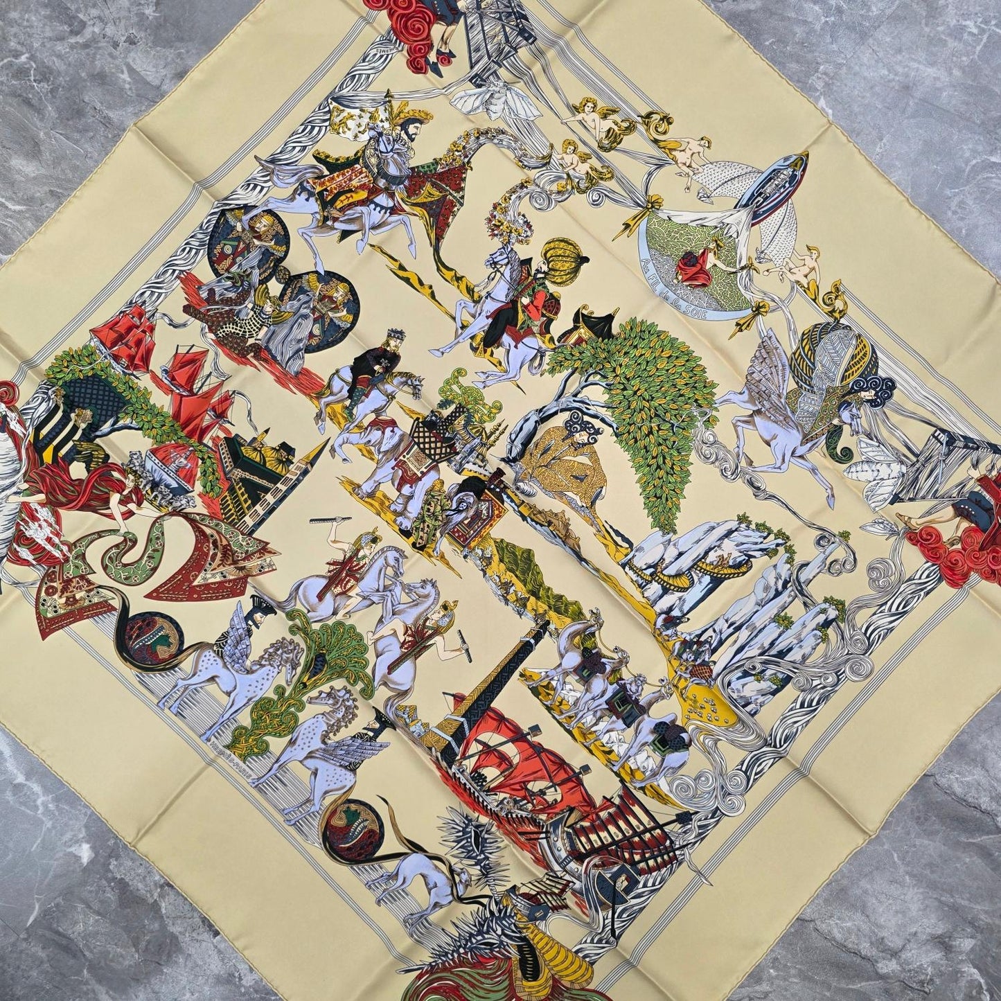 Hermes [Au fil de la soie] Scarf (Pre-owned)