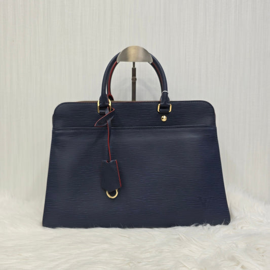 Louis Vuiton Handbag (Pre-owned)