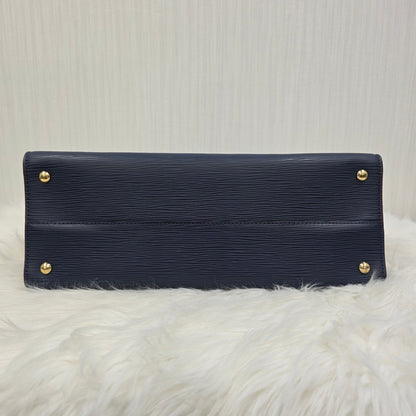 Louis Vuiton Handbag (Pre-owned)