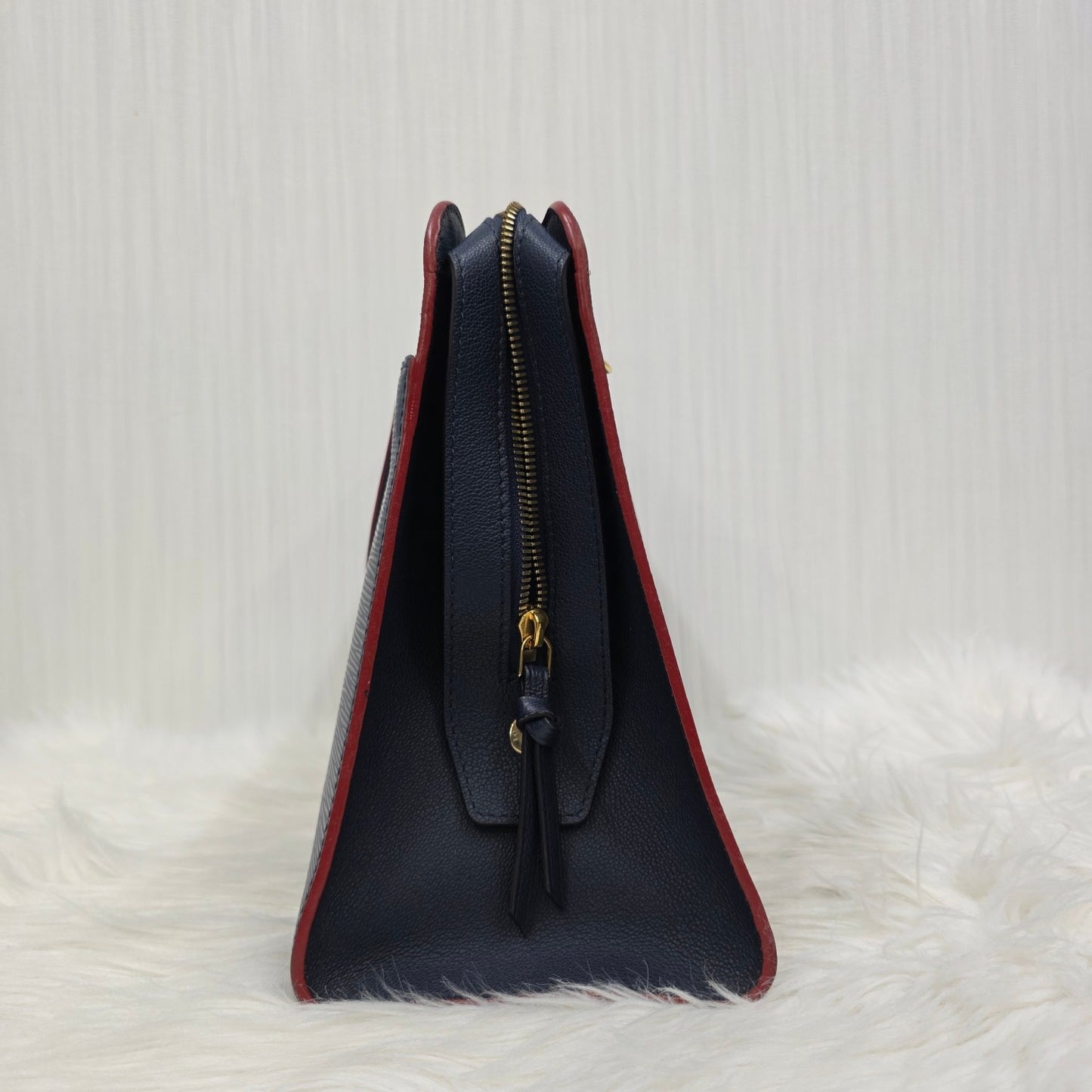 Louis Vuiton Handbag (Pre-owned)