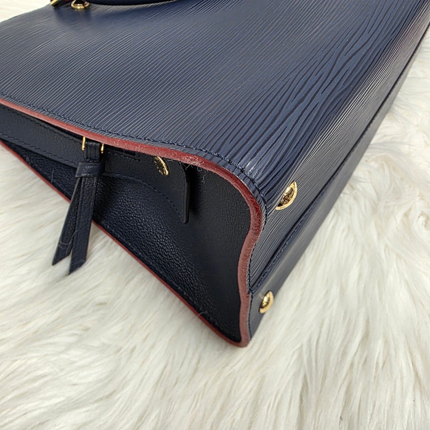 Louis Vuiton Handbag (Pre-owned)