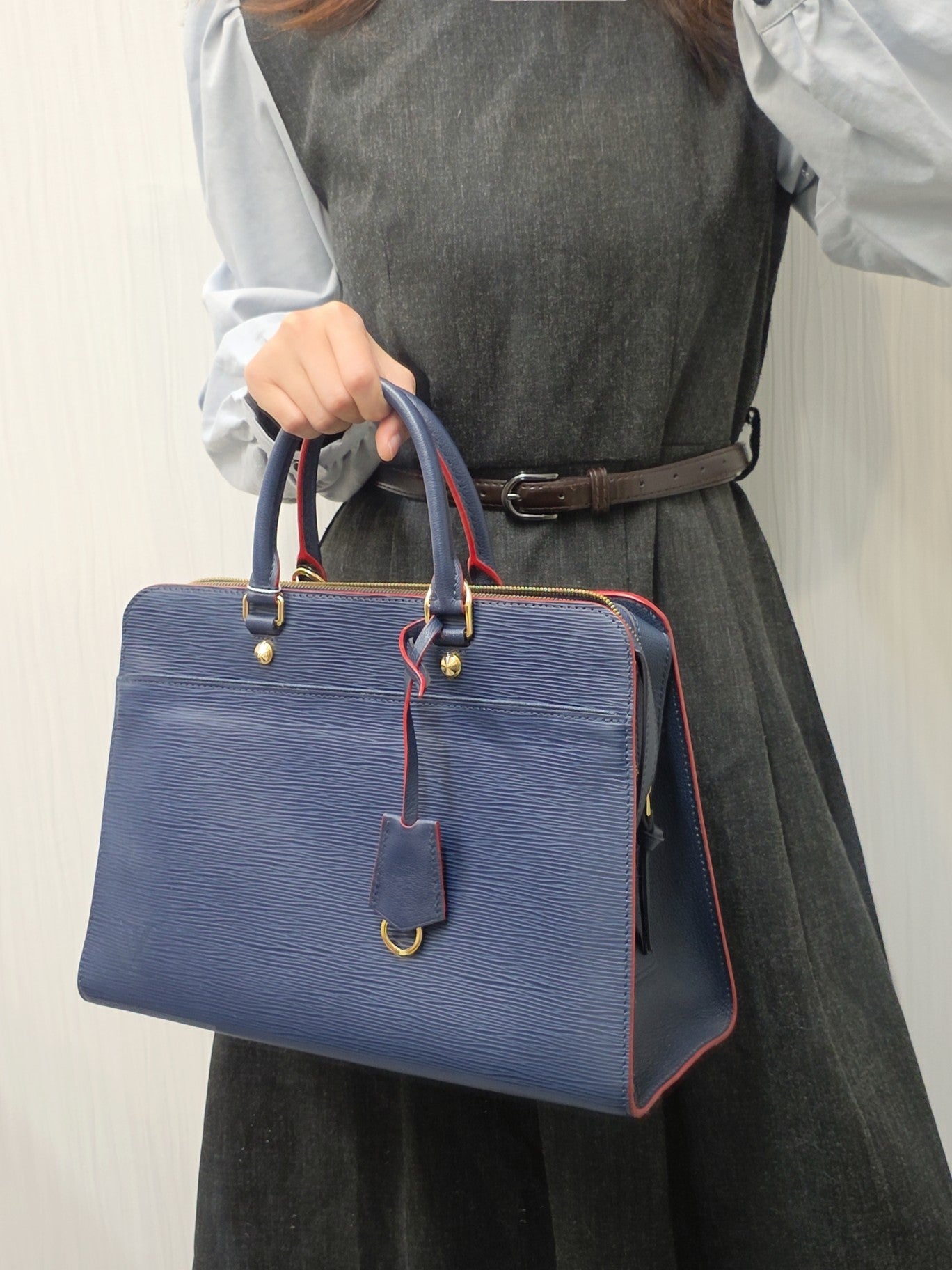 Louis Vuiton Handbag (Pre-owned)