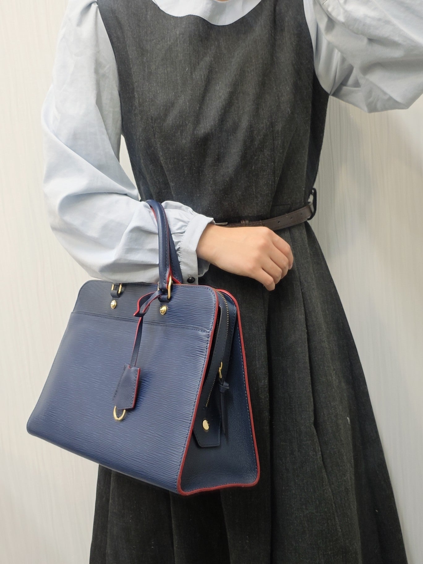 Louis Vuiton Handbag (Pre-owned)