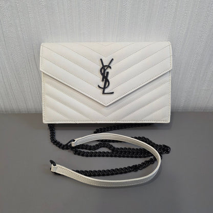 YSL Chained Crossbody Bag (Pre-owned)