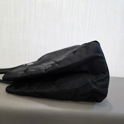 PRADA Nylon Tote Bag (Pre-owned)