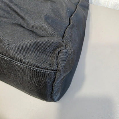 PRADA Nylon Tote Bag (Pre-owned)