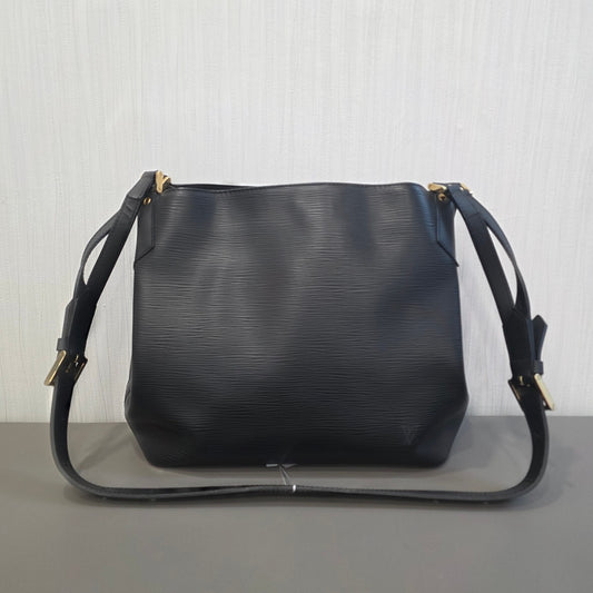 Louis Vuitton Crossbody Bag (Pre-owned)