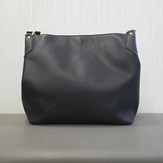 Louis Vuitton Crossbody Bag (Pre-owned)