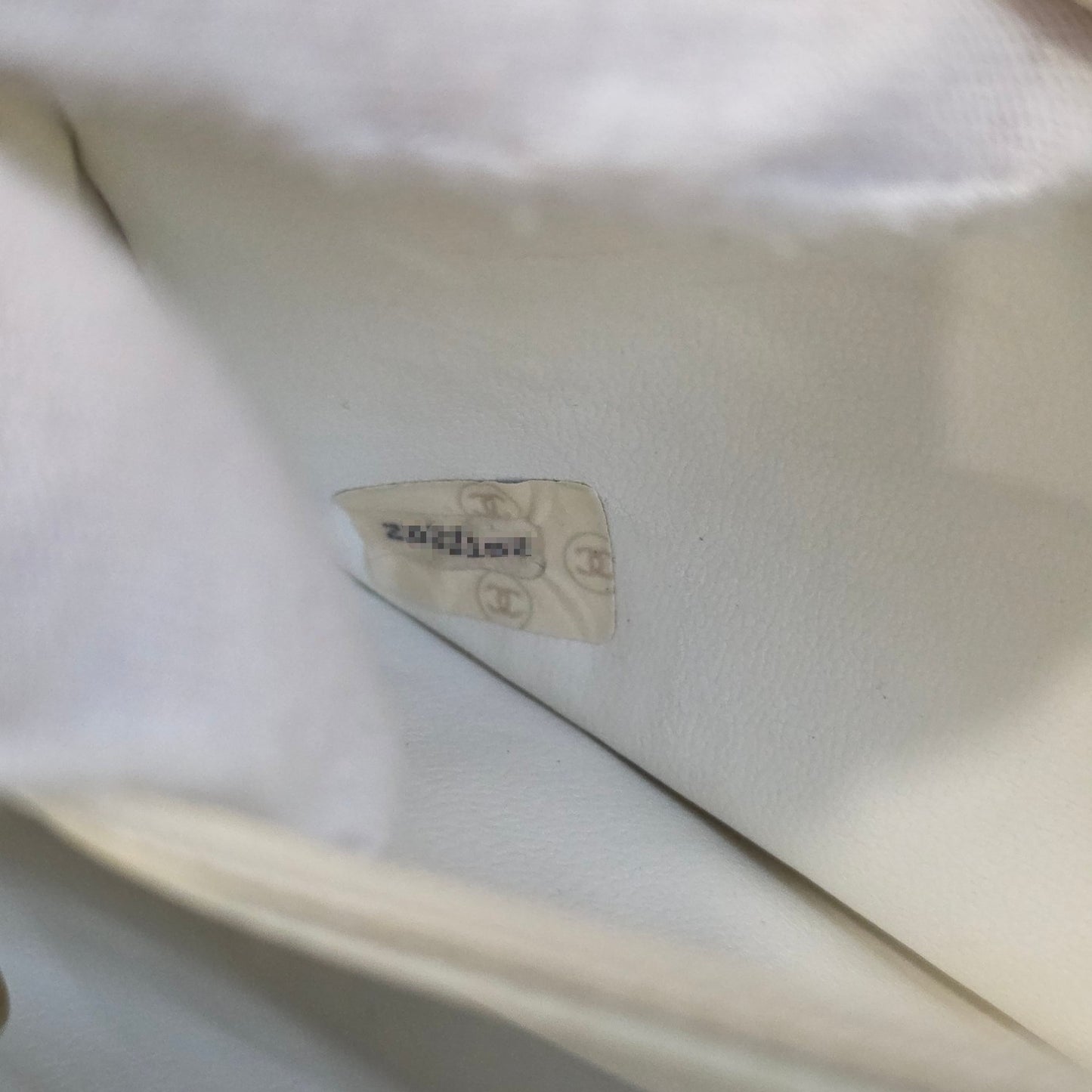 CHANEL Caviar Box Bag (Pre-owned)