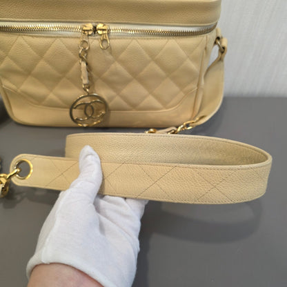 CHANEL Caviar Box Bag (Pre-owned)