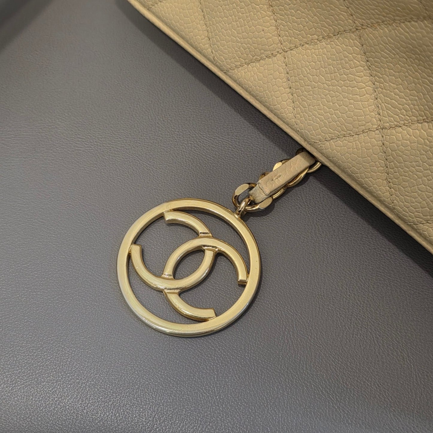 CHANEL Caviar Box Bag (Pre-owned)