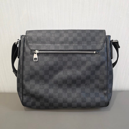 Louis Vuitton Damier One Shoulder Bag (Pre-owned)