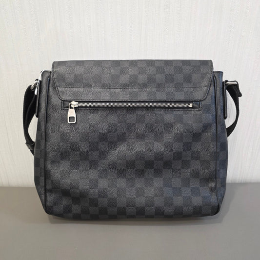 Louis Vuitton Damier One Shoulder Bag (Pre-owned)