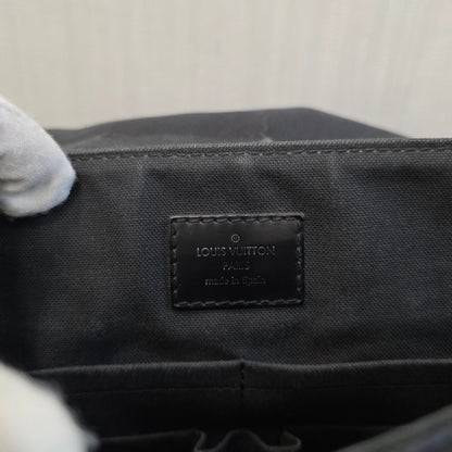 Louis Vuitton Damier One Shoulder Bag (Pre-owned)