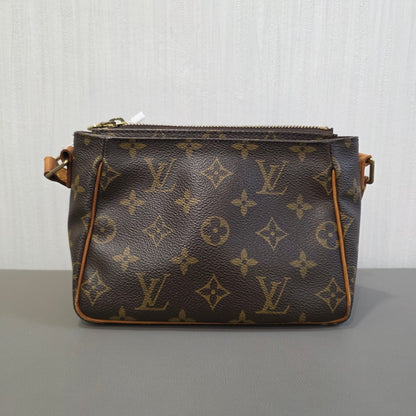 Louis Vuitton Monogram Crossbody Bag (Pre-owned)