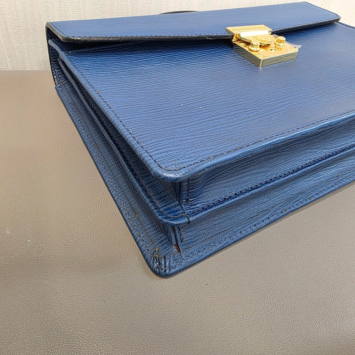VERSACE Handbag (Pre-owned)